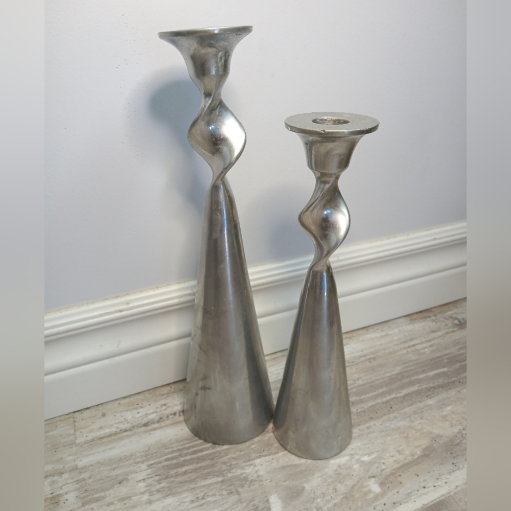 Vintage Bella Casa by Ganz Twisted Aluminum Candle Holders – Silver Tone